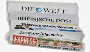 Titelblätter diverser Zeitungen